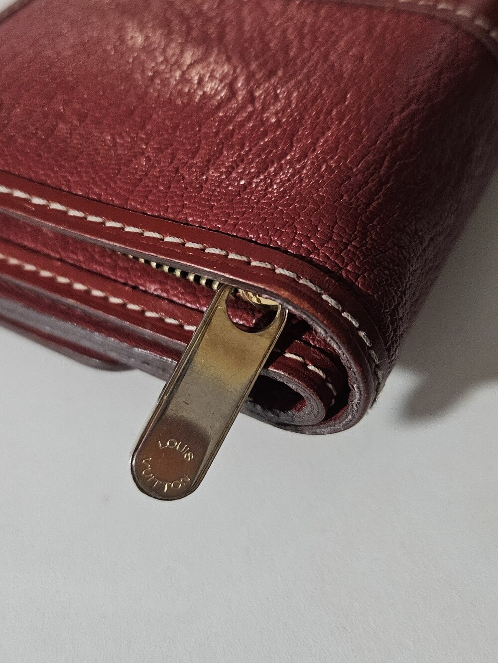 Red Louis Vuitton Suhali Portefeuille Le Favori Compact Wallet - Picture 4 of 14
